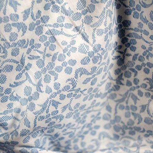 Daisy Stitch · Tana Lawn 0363 (D)