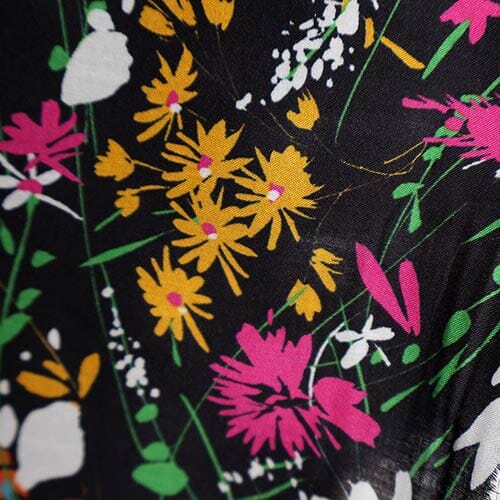 Floral Clash · Tana Lawn 0363 (F)