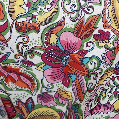 Passion Blooms · Tana Lawn 0363 (P)