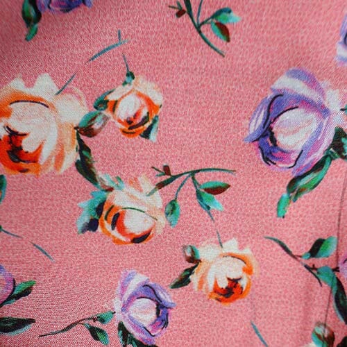 Raining Roses Spot · Tana Lawn 0363 (R)
