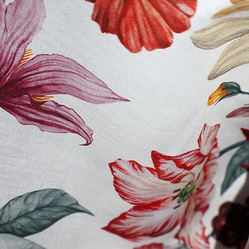 Stately Bouquet · Tana Lawn 0363 (S)