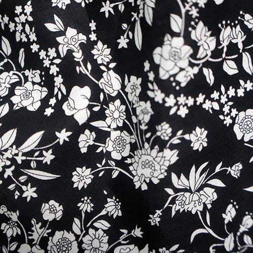 Summer Blooms · Tana Lawn 0363 (S)