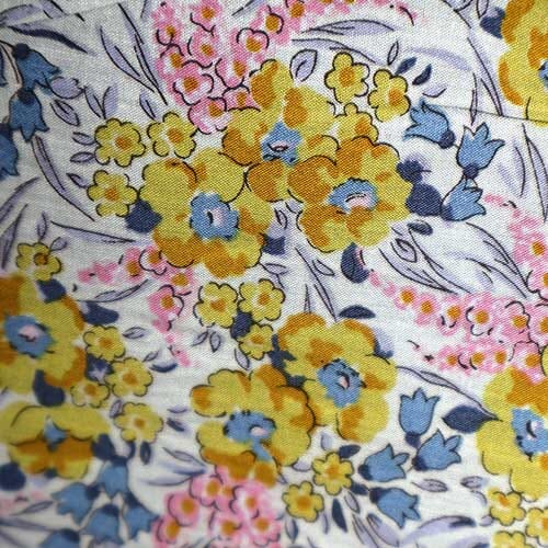 Swirling Petals · Tana Lawn 0363 (S)