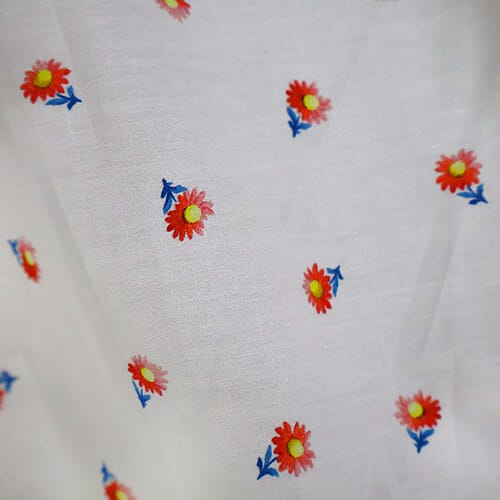 Daisy Scatter · Piccadilly Poplin