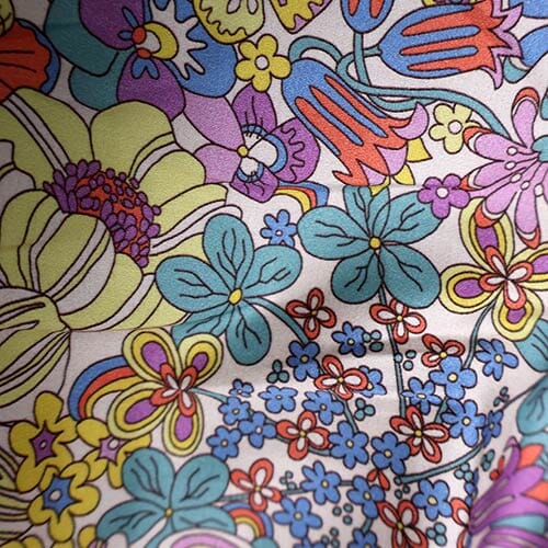 Bakewell Cotton Satin 0192 - Ij Rainbow Garden 01927301X