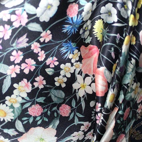 Belgravia Silk Satin 0232 - Ij Judes Floral 02322215C